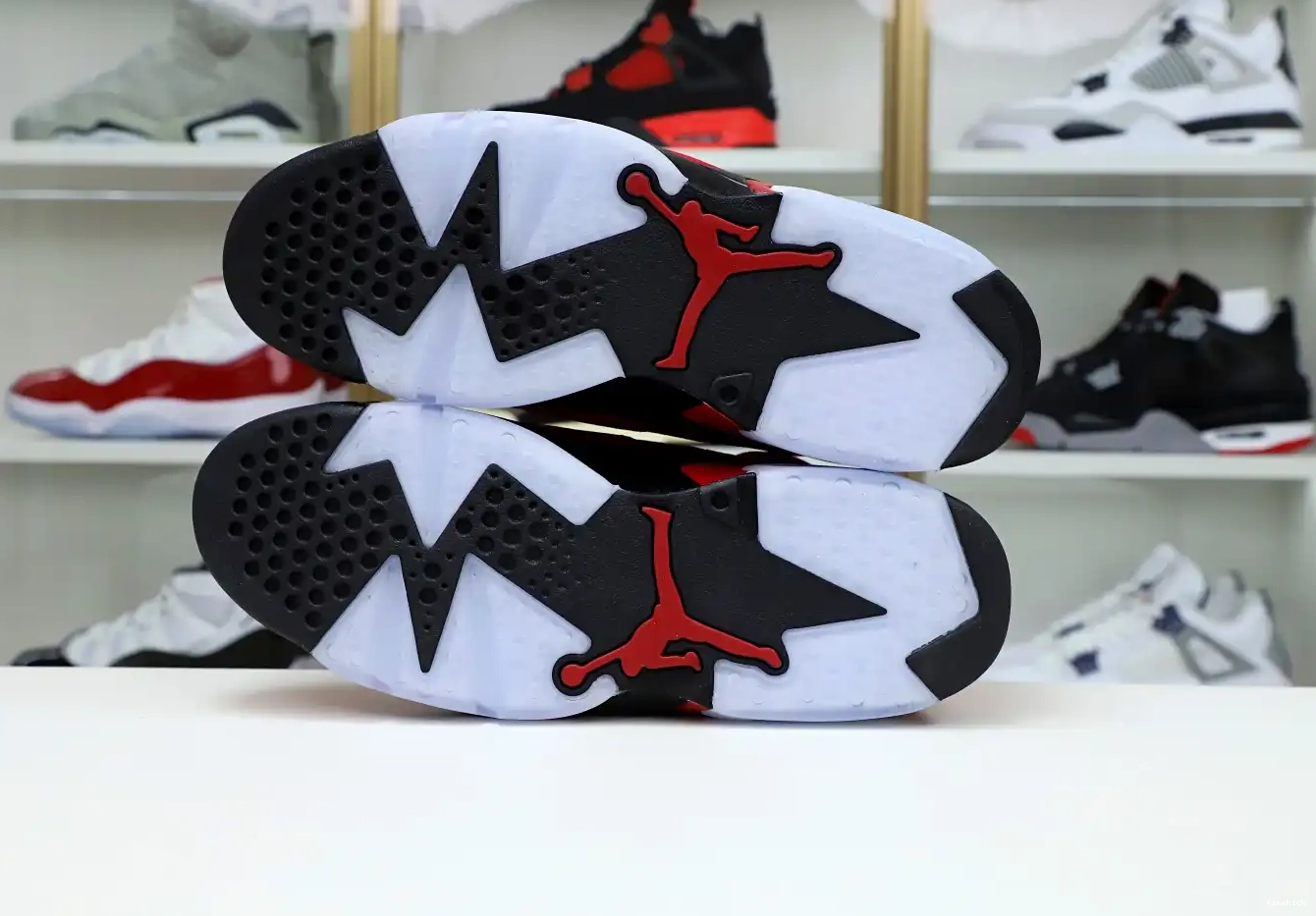 6 Jordan Retro 